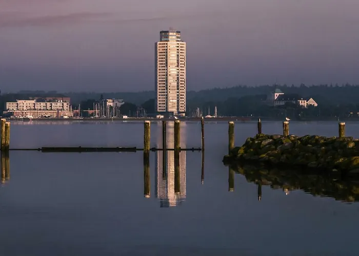 Im Wikingturm Mit Blick Auf Schlei - Willkommen In Schleswig! Schleswig